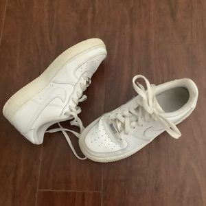 White Nike Air Force One